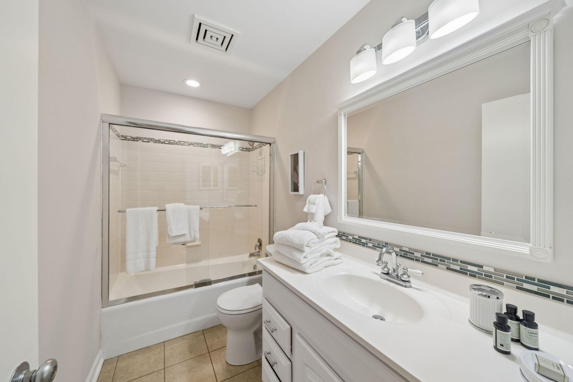 4521 Park Lake Drive Photo 12