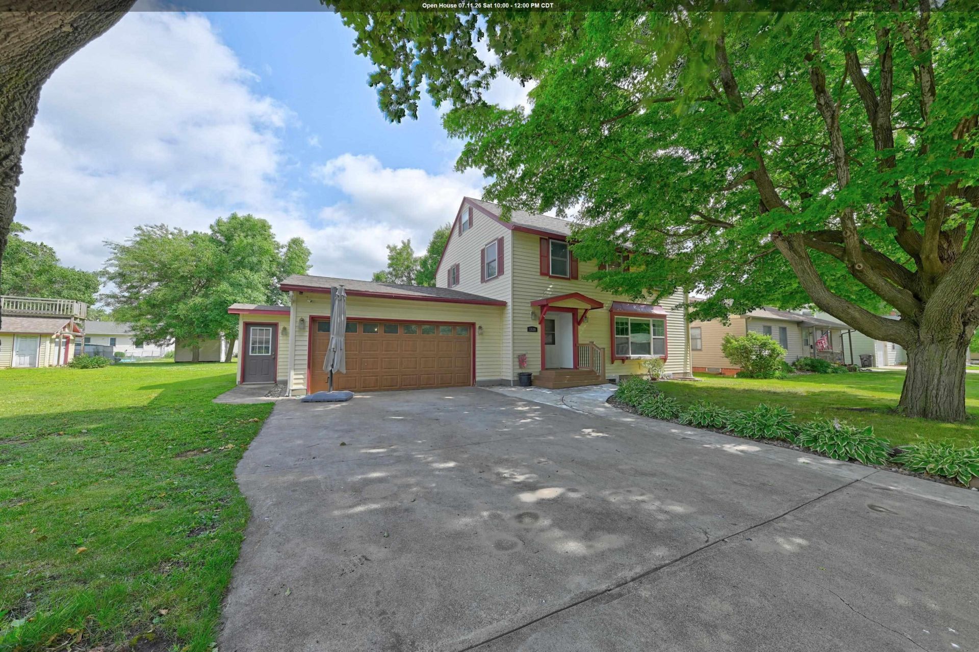 1539 Maplecrest Drive Estherville, IA 51334