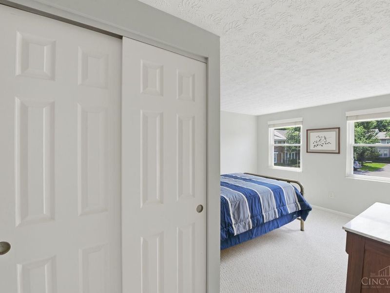 955 Woodlyn Drive N, Anderson Twp, OH 45230 Photo 25