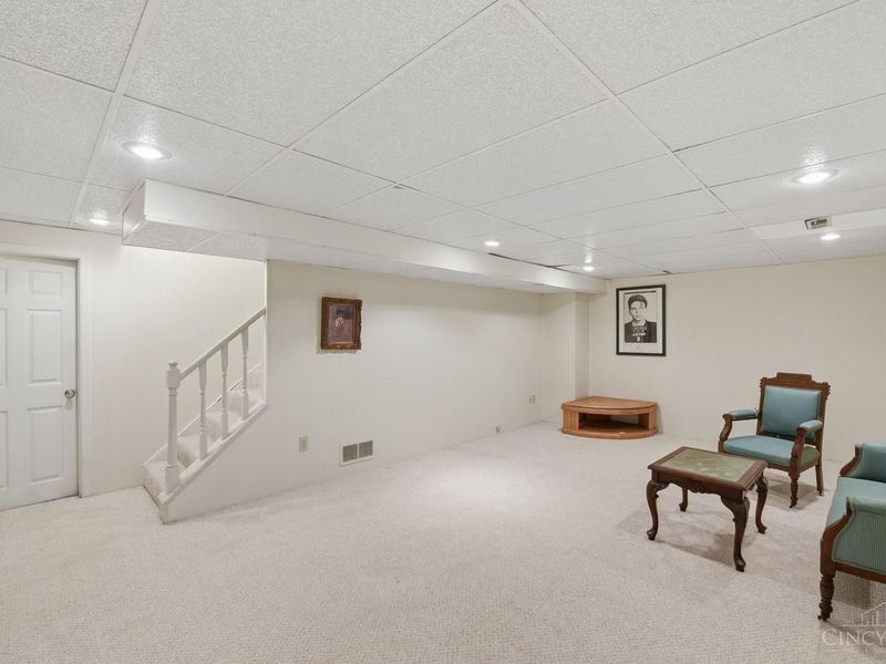 955 Woodlyn Drive N, Anderson Twp, OH 45230 Photo 31