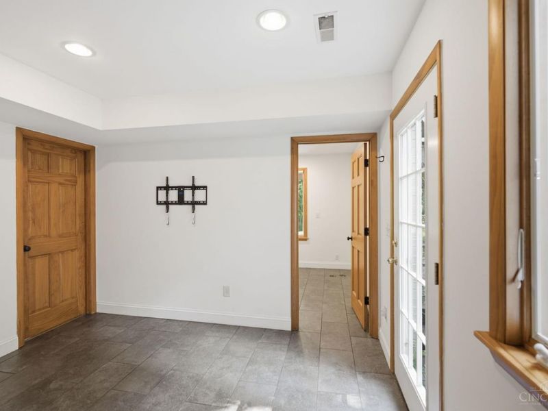 7767 Shawnee Run Road, Indian Hill, OH 45243 Photo 37