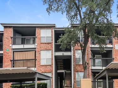 18333 Roehampton Drive, Unit 923, Dallas, TX 75252