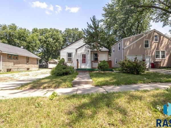 514 N French Ave, Sioux Falls, SD 57103