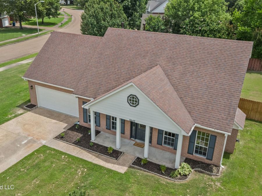 Property Image 4