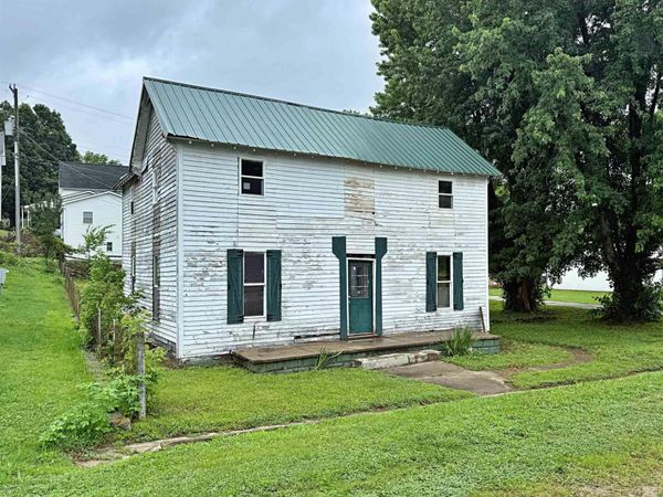 623 High Street, Shoals, IN 47581