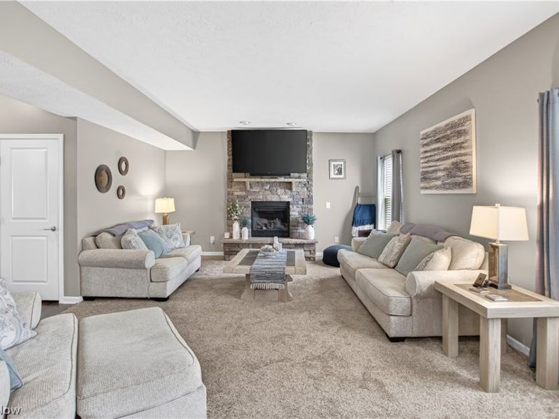 7326 Quails Nest Lane, North Ridgeville, OH 44039 Photo 12