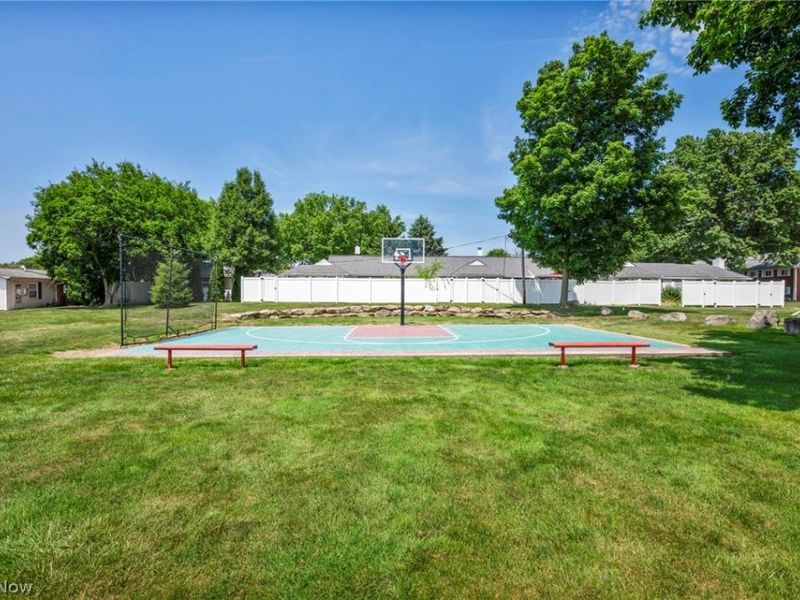 3 Meadowlawn Drive, Unit 3-22, Mentor, OH 44060 Photo 39