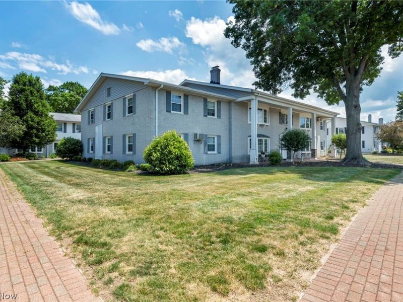 3 Meadowlawn Drive, Unit 3-22, Mentor, OH 44060 Photo 4