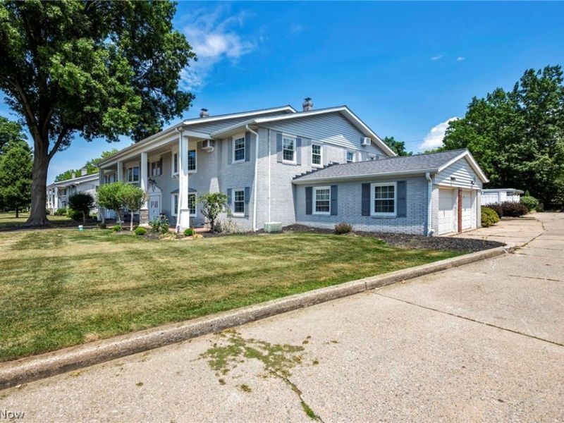 3 Meadowlawn Drive, Unit 3-22, Mentor, OH 44060 Photo 5