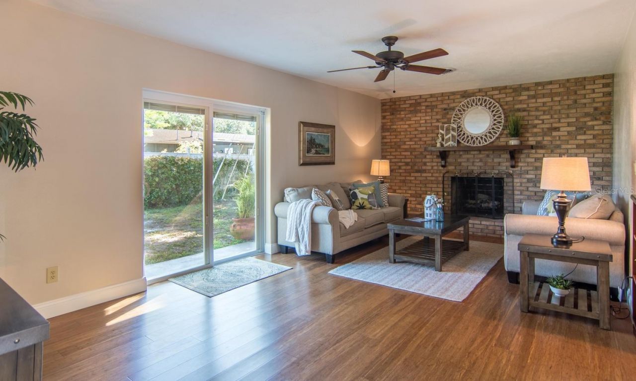 542 59th Way S, Saint Petersburg, FL 33707 Photo