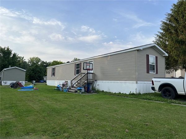 11809 pinewood, Wolcott, NY 14590