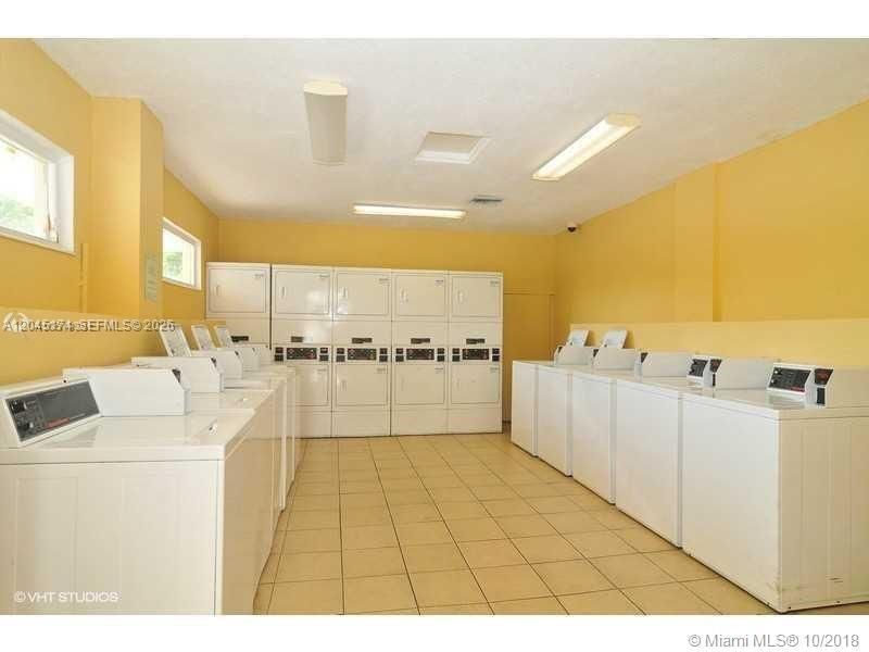 1800 Sans Souci Blvd, Unit 317, North Miami, FL 33181 Photo
