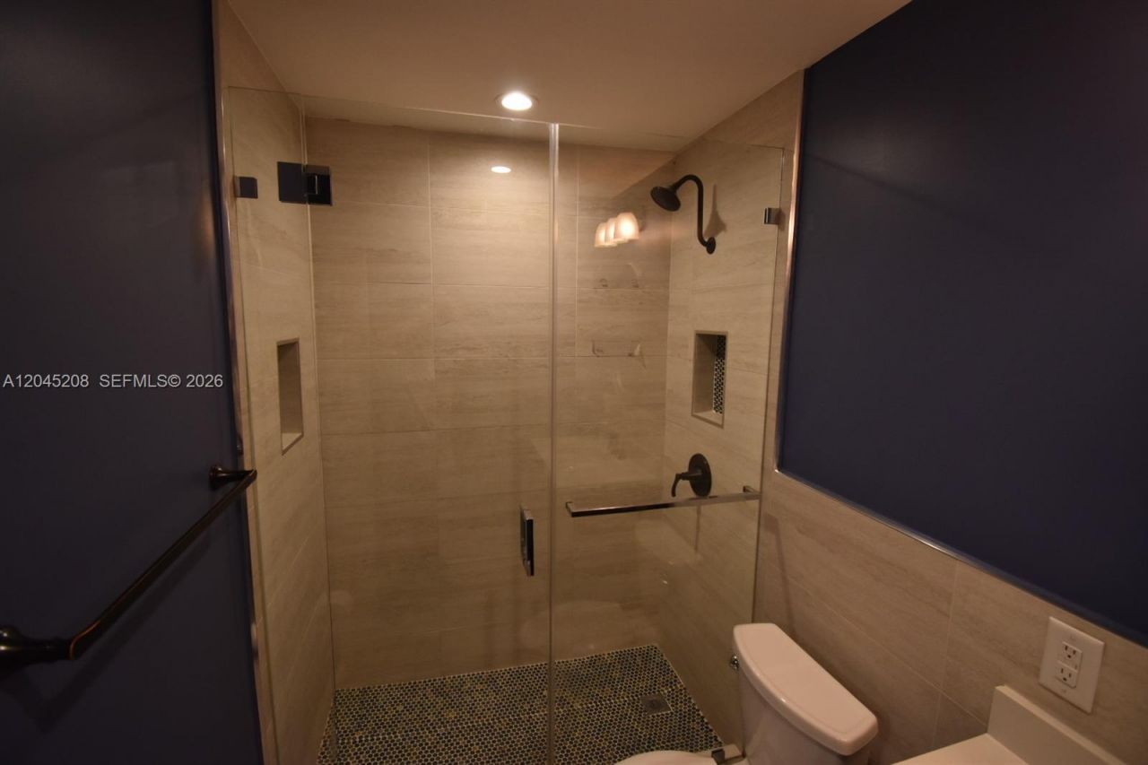 13900 Lake Placid Ct, Unit A24, Miami Lakes, FL 33014 Photo