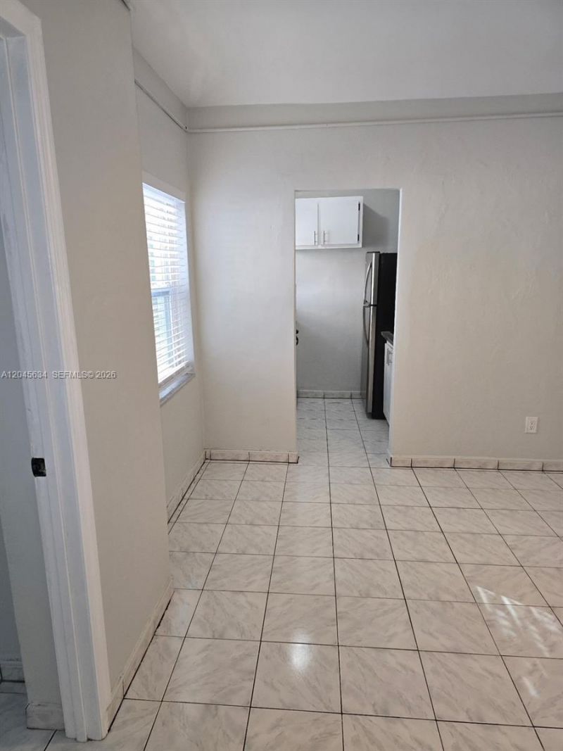 215 30th St, Unit 22, Miami Beach, FL 33140 Photo
