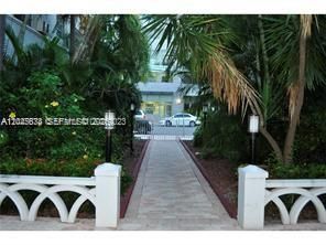 215 30th St, Unit 22, Miami Beach, FL 33140 Photo