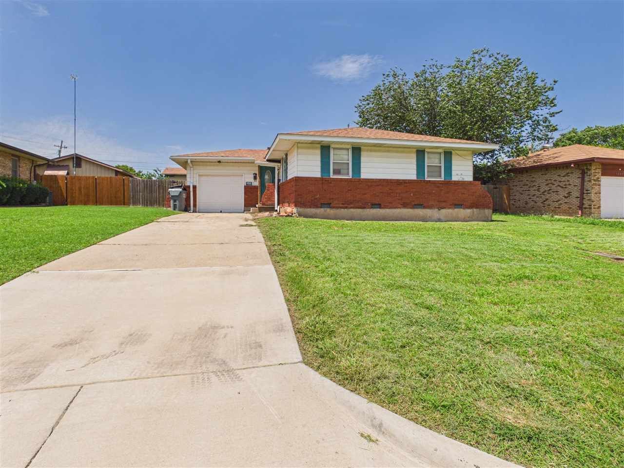 5209 NW Liberty Ave, Lawton, OK 73505 Main Photo