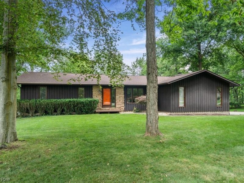 409 Whittlesey Drive, Tallmadge, OH 44278 Photo 9