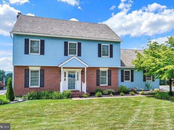 3 COUNTRY MANOR LANE, NEW FREEDOM, PA 17349