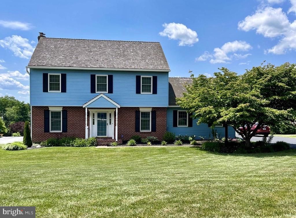 3 COUNTRY MANOR LANE , NEW FREEDOM, PA 17349