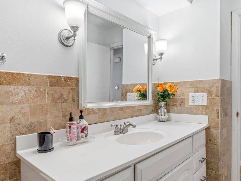 3795 Surrey Hill Place, Upper Arlington, OH 43220 Photo 33