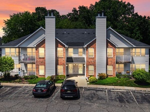 230 Vasser Dr, Piscataway, NJ 08854