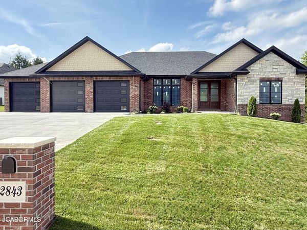 2843 BOBBY COURT, Jefferson City, MO 65109