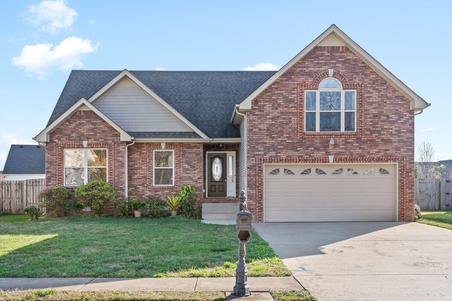 3565 Southwood Dr, Clarksville, TN 37042 Main Photo