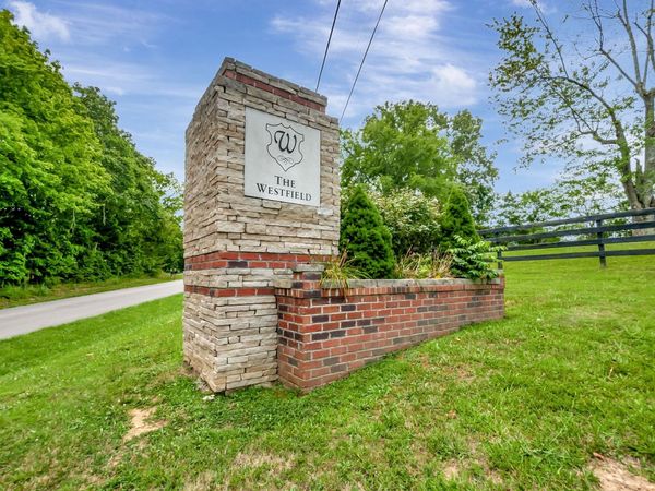413 Westfield Dr , Nashville, TN 37221