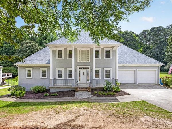 2058 Lakewood Circle, Grayson, GA 30017