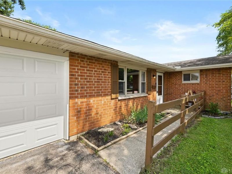 193 Colorado Drive, Xenia, OH 45385 Photo 4