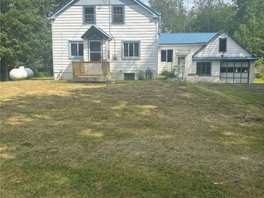 6815 Southwestern Boulevard, Hamburg, NY 14085