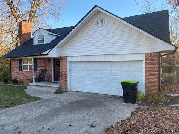 2005 E Foster , Ada, OK 74820