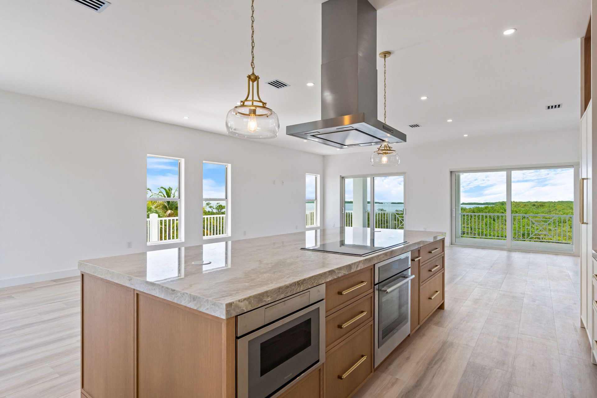 195 Ojibway Avenue, Tavernier, FL 33070 Photo