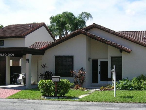 9124 SW 112 CT , Miami, FL 33176