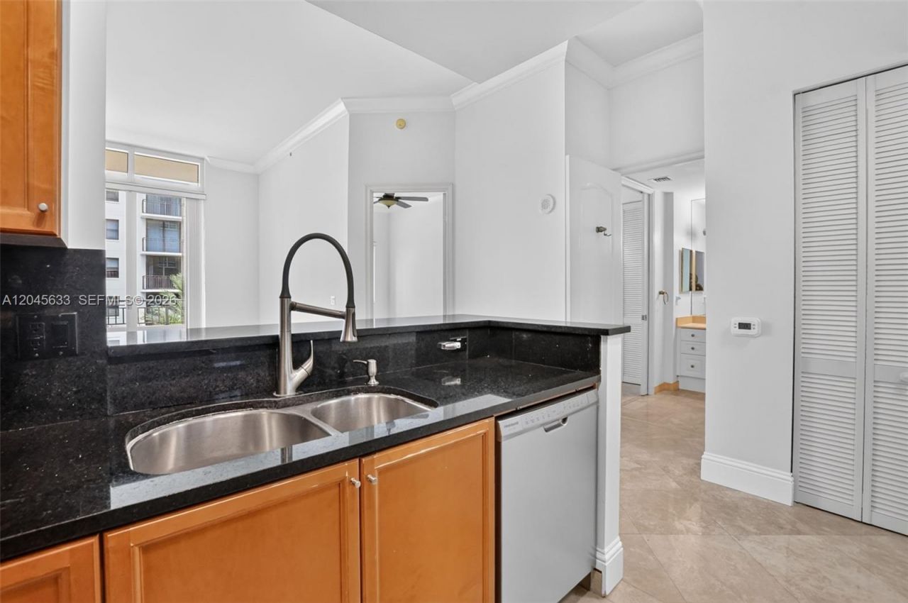 99 SE Mizner Blvd, Unit 537, Boca Raton, FL 33432 Photo