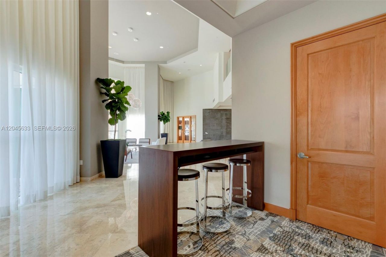 99 SE Mizner Blvd, Unit 537, Boca Raton, FL 33432 Photo