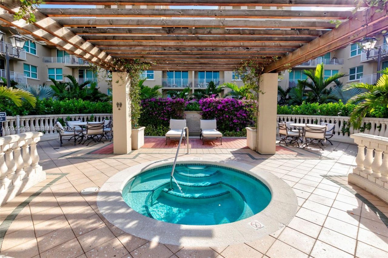 99 SE Mizner Blvd, Unit 537, Boca Raton, FL 33432 Photo
