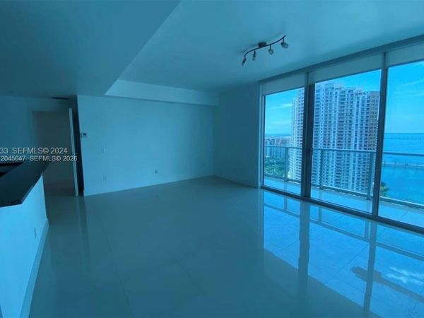 300 S Biscayne Blvd , Unit T-2302, Miami, FL 33131