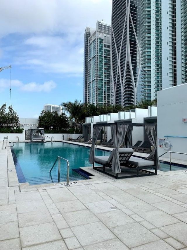 851 NE 1st Ave, Unit 2702, Miami, FL 33132 Photo