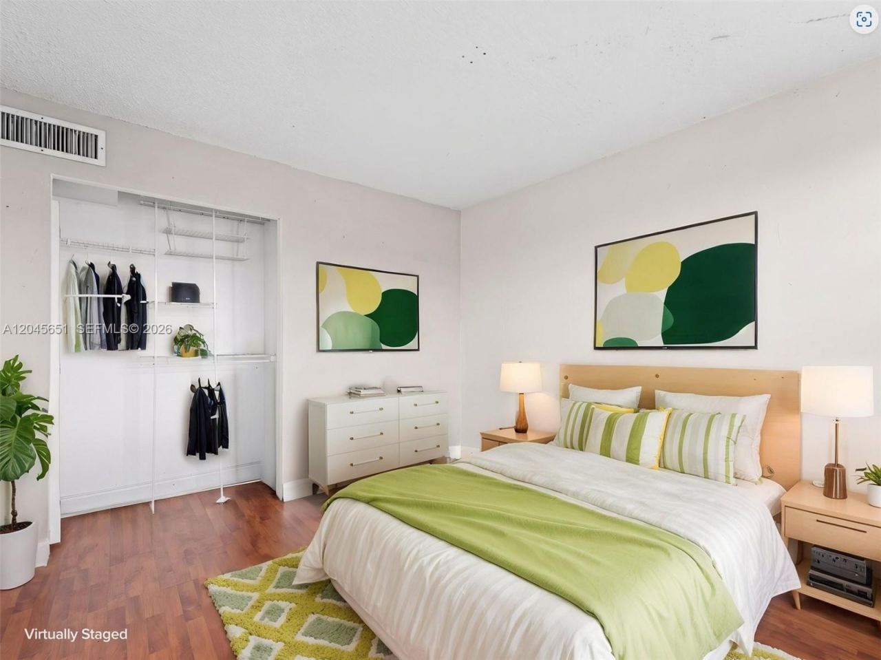 18900 NE 14th Ave, Unit D106, Miami, FL 33179 Photo
