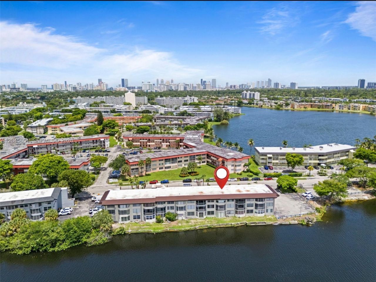 18900 NE 14th Ave, Unit D106, Miami, FL 33179 Photo
