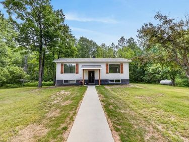 27176 Birch Drive, Bovey, MN 55709
