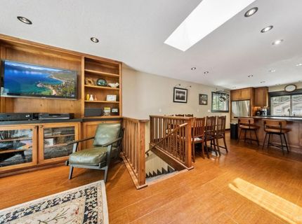 1910 F Street, South Lake Tahoe, CA 96150 Photo