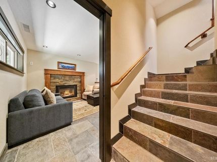 1910 F Street, South Lake Tahoe, CA 96150 Photo