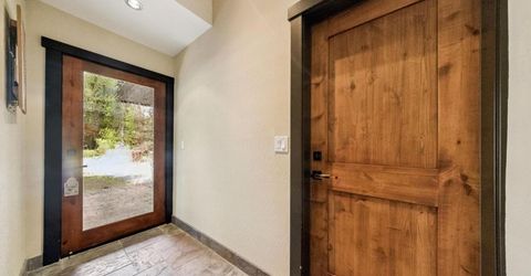 1910 F Street, South Lake Tahoe, CA 96150 Photo