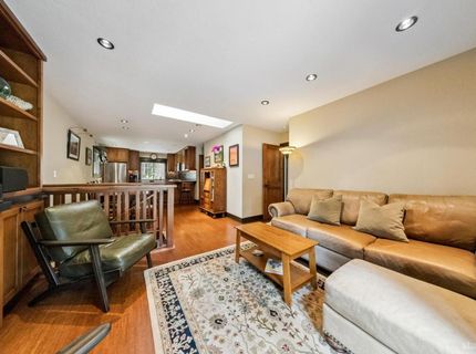 1910 F Street, South Lake Tahoe, CA 96150 Photo