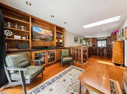 1910 F Street, South Lake Tahoe, CA 96150 Photo