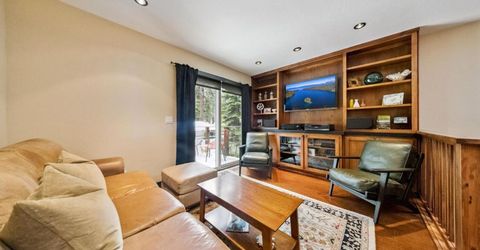 1910 F Street, South Lake Tahoe, CA 96150 Photo