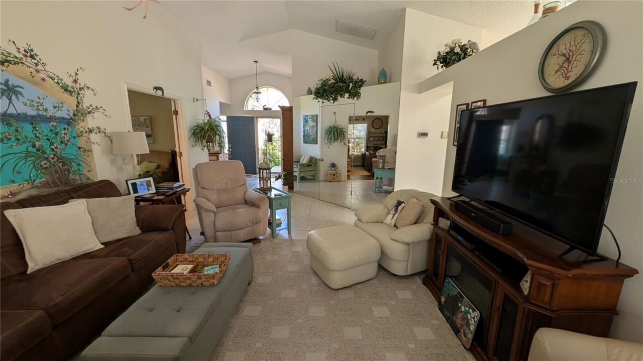 5406 83rd Terrace E, Sarasota, FL 34243 Photo