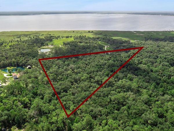 2401 CANVASBACK TRAIL , GENEVA, FL 32732